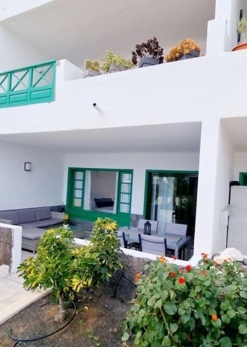 Playa Bastian First Line Of The Sea Apartment Costa Teguise Bagian luar foto