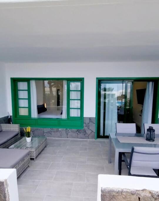 Playa Bastian First Line Of The Sea Apartment Costa Teguise Bagian luar foto
