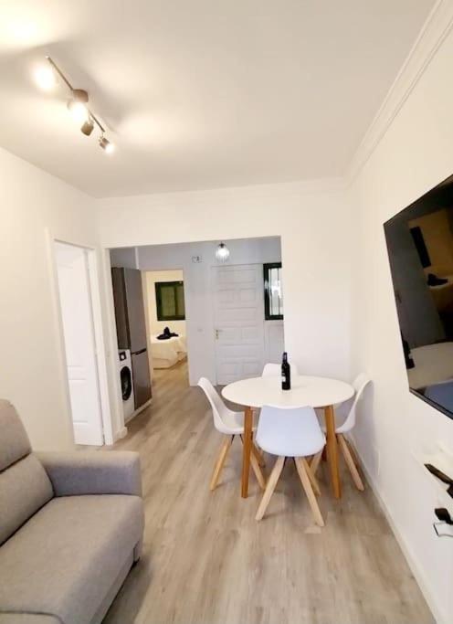 Playa Bastian First Line Of The Sea Apartment Costa Teguise Bagian luar foto