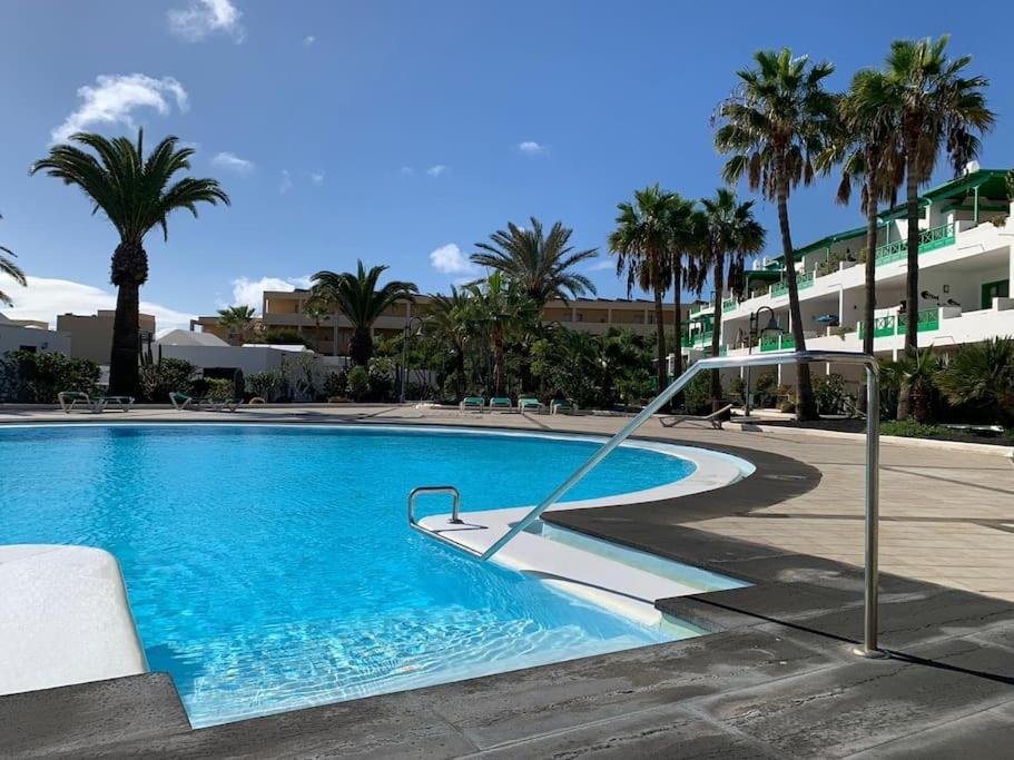 Playa Bastian First Line Of The Sea Apartment Costa Teguise Bagian luar foto
