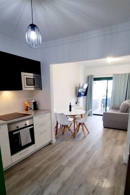 Playa Bastian First Line Of The Sea Apartment Costa Teguise Bagian luar foto
